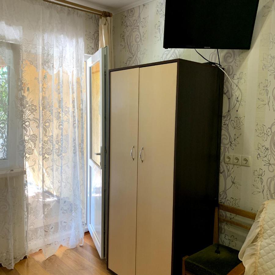 Guest House Santin Chornomorsk Exterior foto